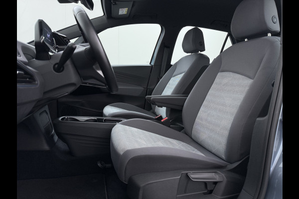 Volkswagen ID.3 Pro 62kWh SOH 93% Navi-Pro Ecc Stoel+Stuurverwarming Adap.Cruise Apple Carplay Android Auto Pdc Lmv Isofix Bluetooth Led Rijstrooksensor Verkeersbord Keyless Dab Comfort Pakket 1e Eigenaar Origineel Nederlandse Auto