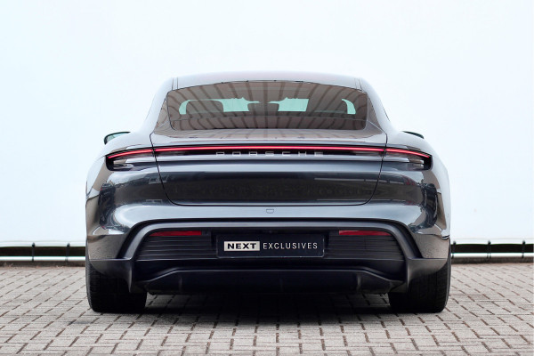 Porsche Taycan 4S Performance 84 kWh | Orig. NL | Pano | Sport Chrono | 360 | ACC | Warmtepomp
