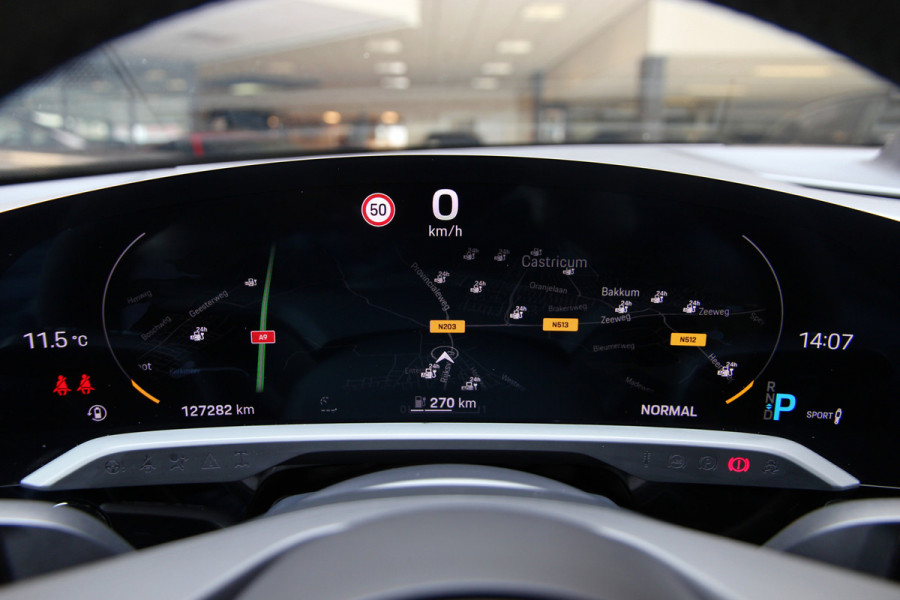Porsche Taycan 4S Performance 84 kWh | Orig. NL | Pano | Sport Chrono | 360 | ACC | Warmtepomp