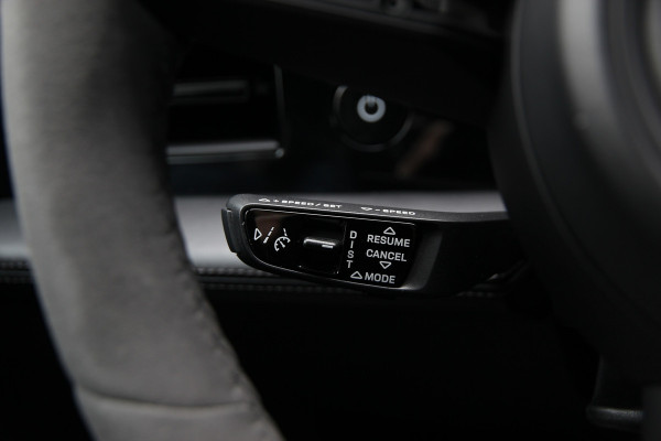 Porsche Taycan 4S Performance 84 kWh | Orig. NL | Pano | Sport Chrono | 360 | ACC | Warmtepomp