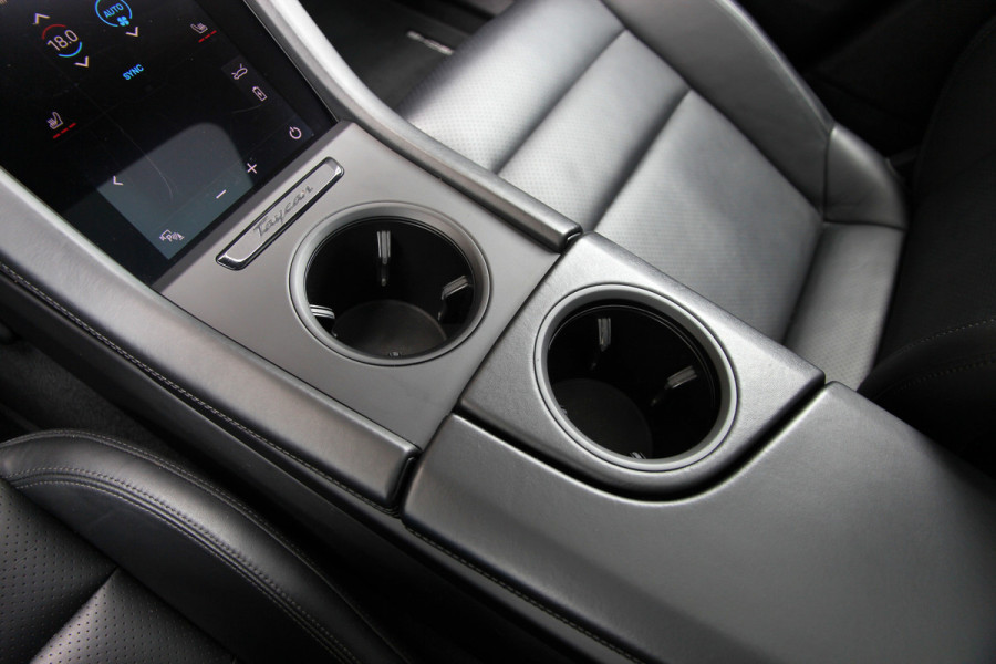 Porsche Taycan 4S Performance 84 kWh | Orig. NL | Pano | Sport Chrono | 360 | ACC | Warmtepomp