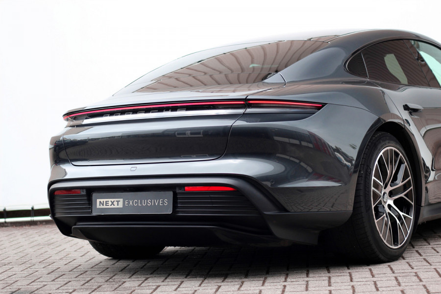 Porsche Taycan 4S Performance 84 kWh | Orig. NL | Pano | Sport Chrono | 360 | ACC | Warmtepomp