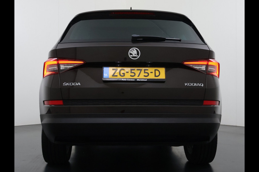Škoda Kodiaq 1.5TSI Automaat Style Business Navi 3-Zone Ecc Adap.Cruise 360°Camera Elek.Stoel+Memory Apple Carplay Android Auto Pdc Stoelverwarming Elek.Achterklep Led Lmv Isofix P-Assist Regen-Lichtsensor Dealeronderhouden 1e Eigenaar Origineel Nederlandse Auto
