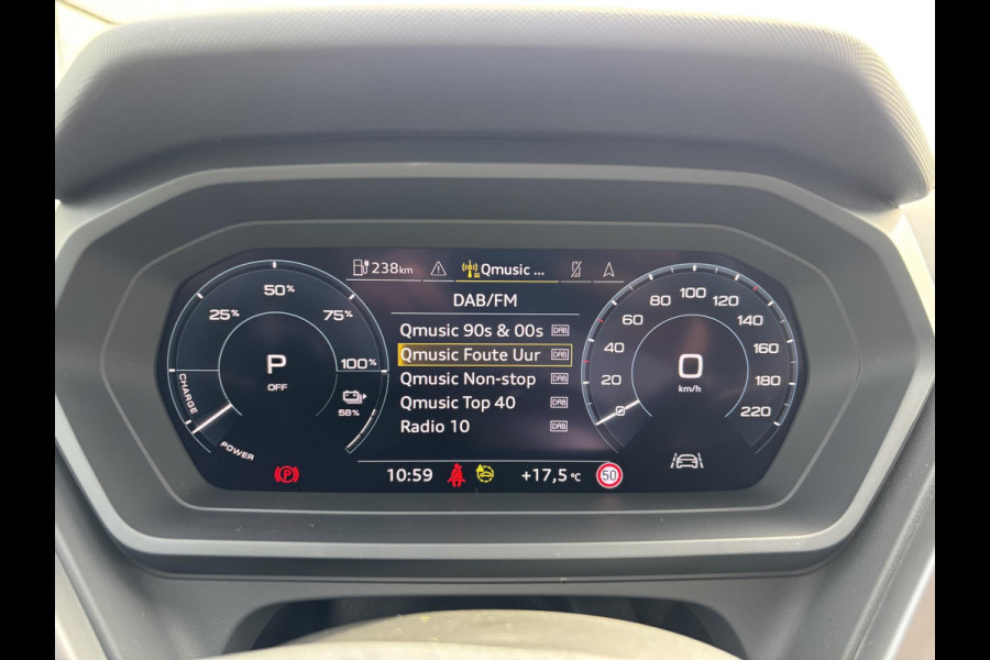 Audi Q4 e-tron 40 Advanced edition 77 kWh | Stoelverwarming | Elek. klep | SOH 96,7% |  Navigatie | Keyless entry | 20 Inch LMV |