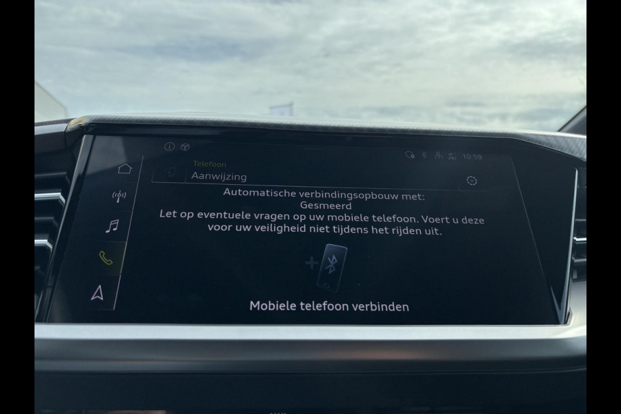 Audi Q4 e-tron 40 Advanced edition 77 kWh | Stoelverwarming | Elek. klep | SOH 96,7% |  Navigatie | Keyless entry | 20 Inch LMV |