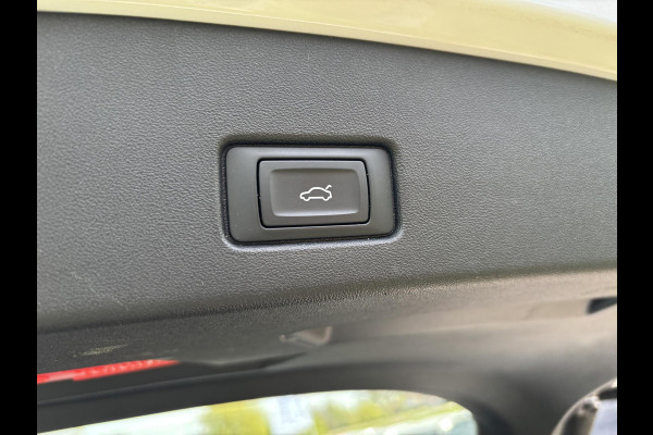 Audi Q4 e-tron 40 Advanced edition 77 kWh | Stoelverwarming | Elek. klep | SOH 96,7% |  Navigatie | Keyless entry | 20 Inch LMV |