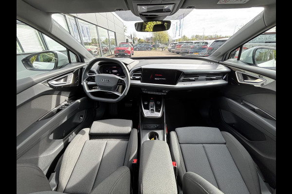 Audi Q4 e-tron 40 Advanced edition 77 kWh | Stoelverwarming | Elek. klep | SOH 96,7% |  Navigatie | Keyless entry | 20 Inch LMV |
