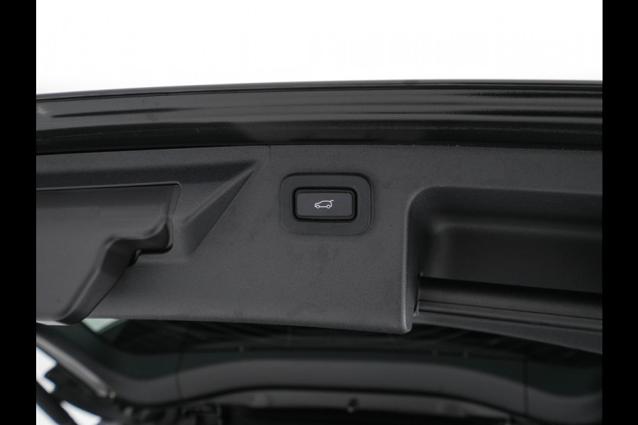 Land Rover Discovery Sport P300e 1.5 R-Dynamic HSE Black Exterior Pack AWD (Plug-in) (INCL-BTW) *LEATHER | FULL-LED | DIGI-COCKPIT | MERIDIAN-AUDIO | BLINDSPOT | KEYLESS | SHIFTPADDLES | PRIVACYGLASS | NAVI-FULLMAP | ECC | MEMORY-PACK | PDC | CRUISE | 20''ALU*
