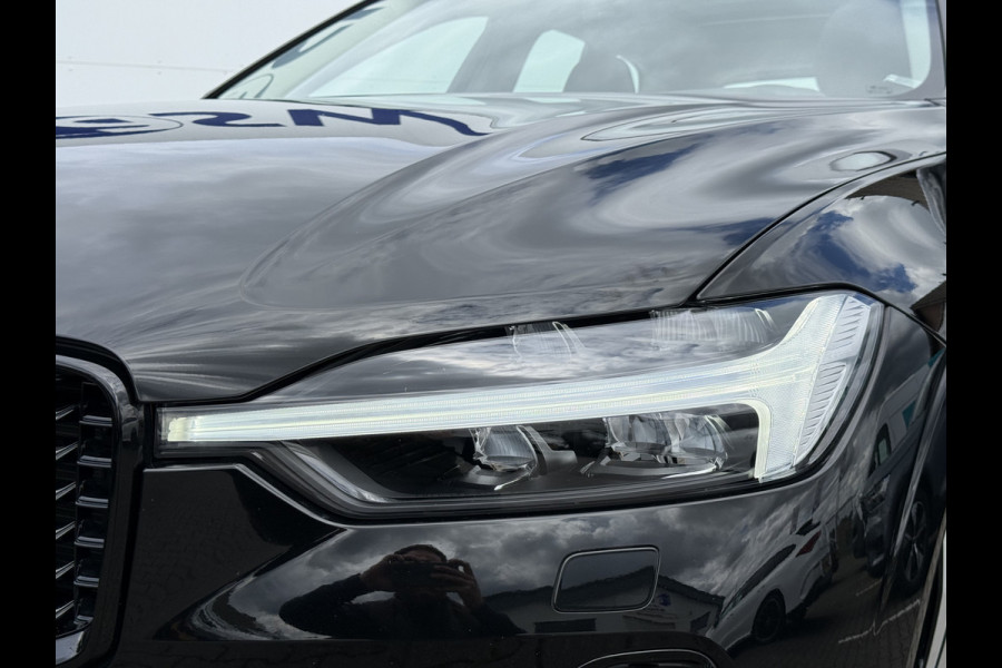 Volvo XC60 2.0 T6 Plug-in hybrid AWD Plus Dark | Pano | Pilot Assist | H/K Audio | 21 inch