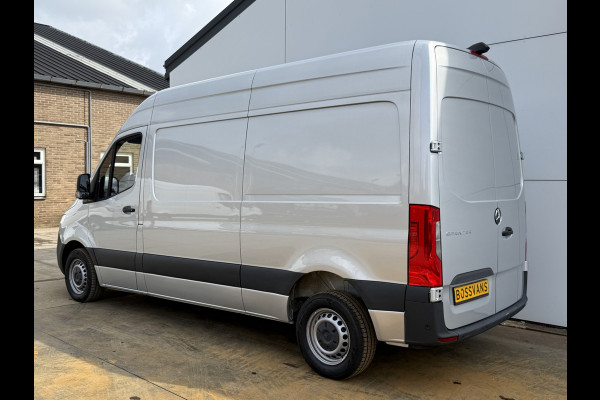 Mercedes-Benz Sprinter 215 1.9 CDI Automaat L2H2 MBUX Climate Control Camera Carplay Parkeersensoren V+A