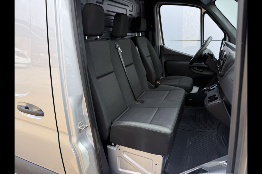 Mercedes-Benz Sprinter 215 1.9 CDI Automaat L2H2 MBUX Climate Control Camera Carplay Parkeersensoren V+A