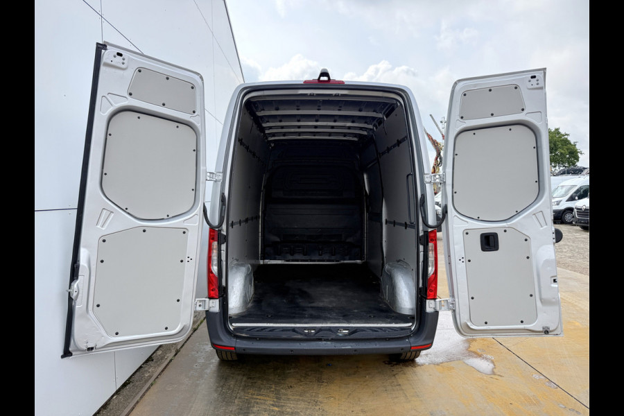 Mercedes-Benz Sprinter 215 1.9 CDI Automaat L2H2 MBUX Climate Control Camera Carplay Parkeersensoren V+A