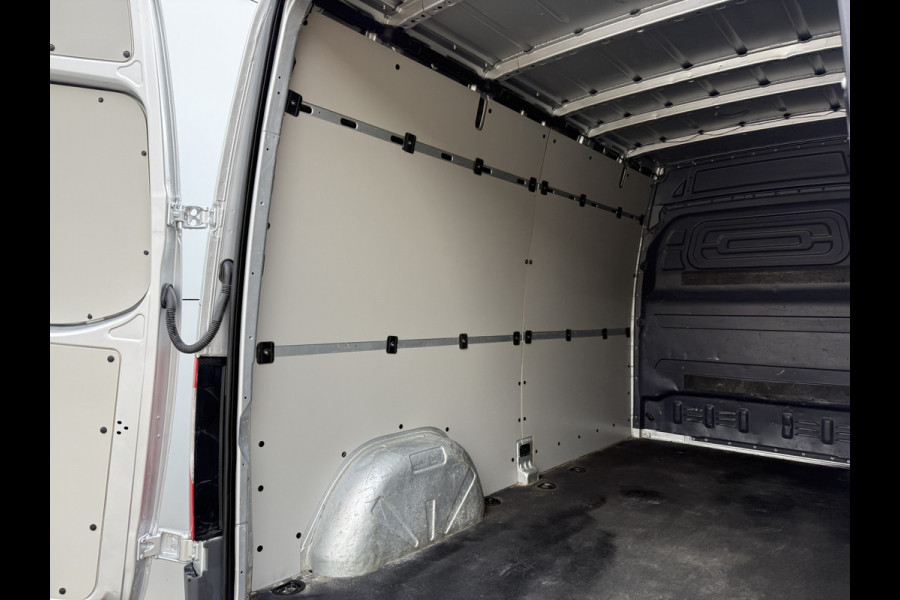 Mercedes-Benz Sprinter 215 1.9 CDI Automaat L2H2 MBUX Climate Control Camera Carplay Parkeersensoren V+A