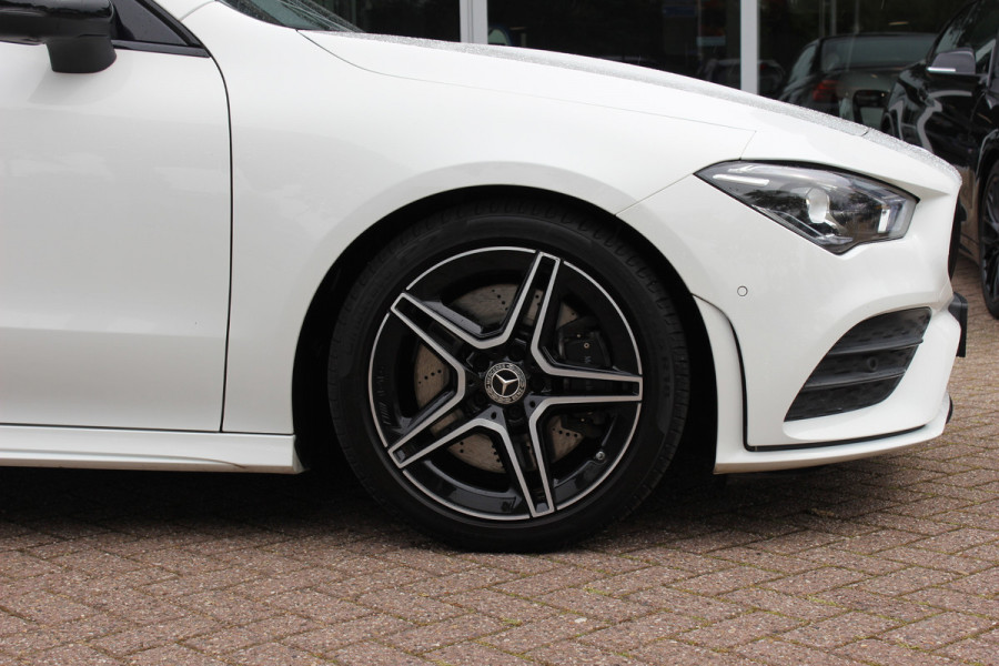 Mercedes-Benz CLA-Klasse Shooting Brake 250 4MATIC Premium / AMG Diffuser / Panoramadak / 360Camera / Burmester / 19'' / Sfeerverlichting / CarPlay / Stoelverwarming / Cruise Control