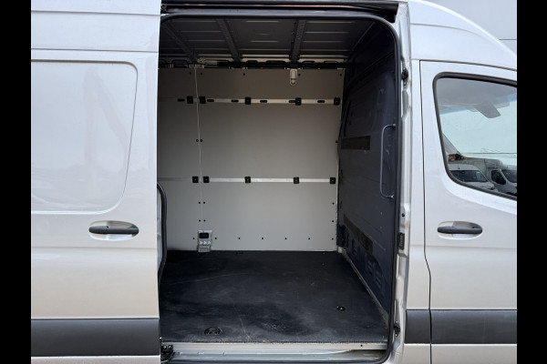 Mercedes-Benz Sprinter 215 1.9 CDI Automaat L2H2 MBUX Climate Control Camera Carplay Parkeersensoren V+A