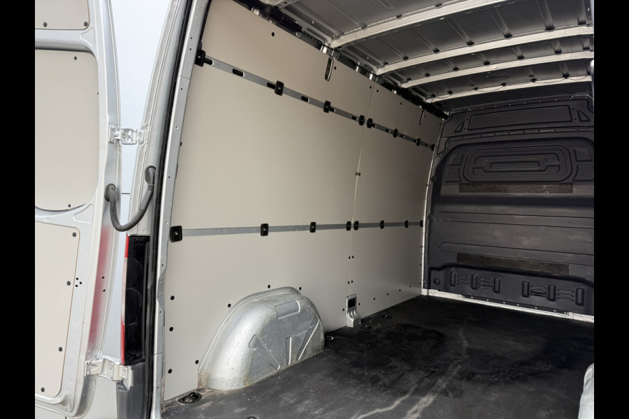 Mercedes-Benz Sprinter 215 1.9 CDI Automaat L2H2 MBUX Climate Control Camera Carplay Parkeersensoren V+A
