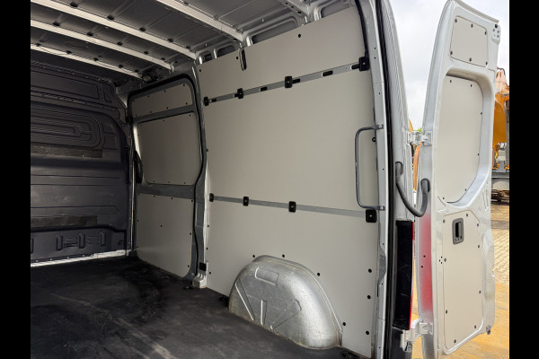 Mercedes-Benz Sprinter 215 1.9 CDI Automaat L2H2 MBUX Climate Control Camera Carplay Parkeersensoren V+A