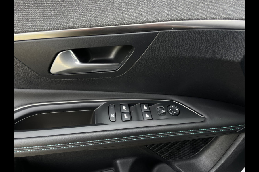 Peugeot 3008 1.2 PureTech Allure | Camera | Sensoren voor en achter