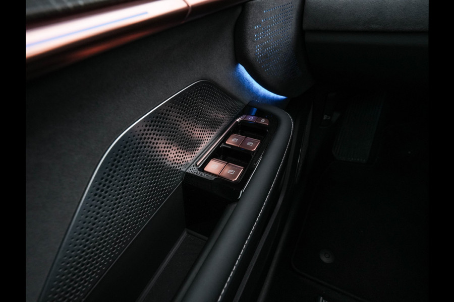 ZEEKR 001 AWD Privilege 100 kWh [ 3-Fase-22 kW] {SOH-94%} (INCL-BTW) Aut. *PANO | LEATHER-MICROFIBRE | FULL-LED | BLINDSPOT | ADAPTIVE-CRUISE | YAMAHA-SOUND | HEATED-COMFORTSEATS | AMBIENTLIGHT | AIRSUSPENSION | NAVI-FULLMAP | PRIVACY-GLASS |  HEAD-