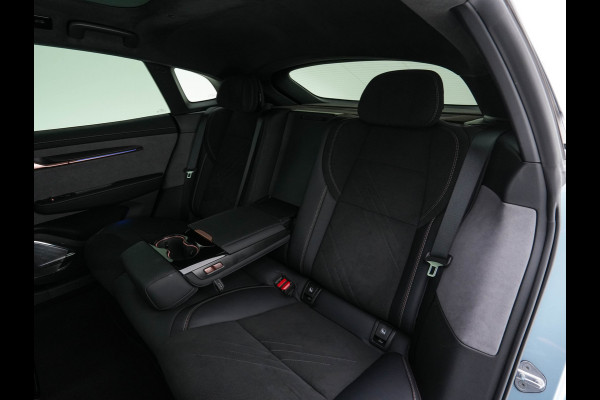 ZEEKR 001 AWD Privilege 100 kWh [ 3-Fase-22 kW] {SOH-94%} (INCL-BTW) Aut. *PANO | LEATHER-MICROFIBRE | FULL-LED | BLINDSPOT | ADAPTIVE-CRUISE | YAMAHA-SOUND | HEATED-COMFORTSEATS | AMBIENTLIGHT | AIRSUSPENSION | NAVI-FULLMAP | PRIVACY-GLASS |  HEAD-