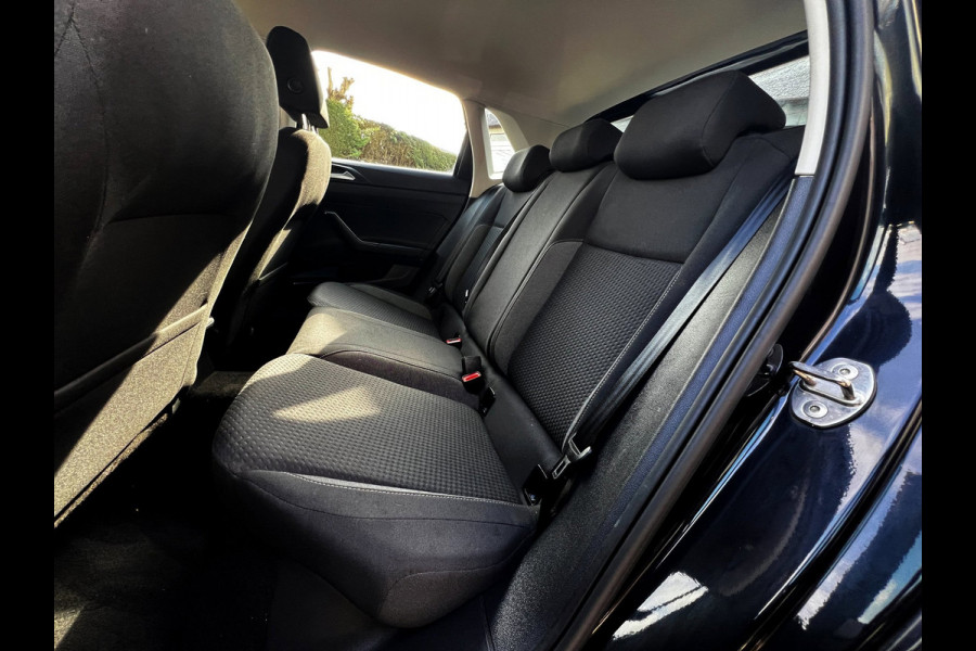 Volkswagen Polo 1.0 TSI R-Line Business_Navi_Carplay_Led_Virtual cocpit