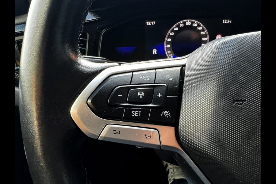 Volkswagen Polo 1.0 TSI R-Line Business_Navi_Carplay_Led_Virtual cocpit