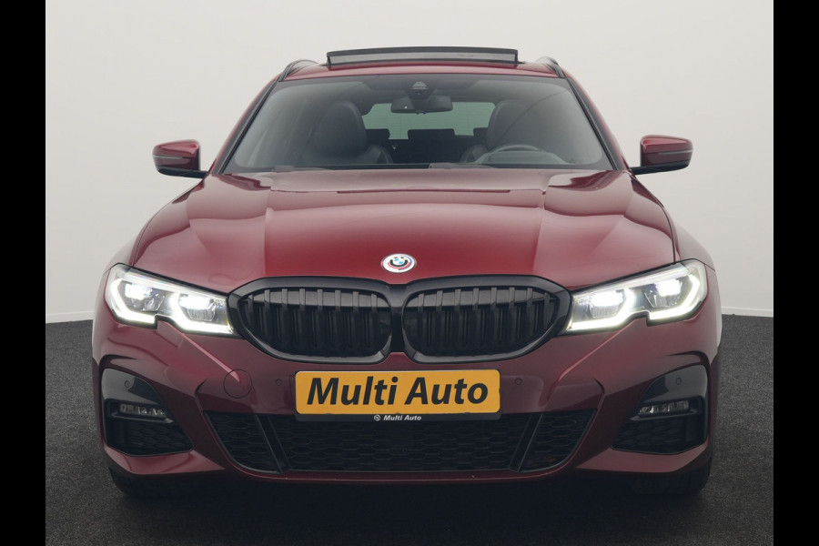 BMW 3 Serie Touring 330e M Sport PHEV 293pk Dealer O.H. | Panodak | Head Up | Laser LED | Adaptief Onderstel | Alcantara Sportstoelen Memory & Verwarmd | Camera | Sfeerverlichting | Keyless | Blis | Hifi Audio | Apple Carplay | Navigatie | DAB | Plug In Hybrid |