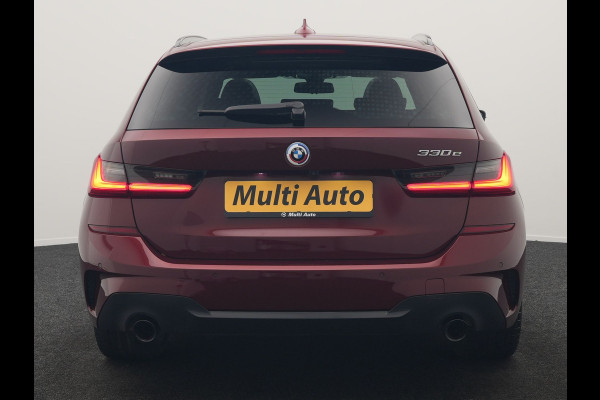 BMW 3 Serie Touring 330e M Sport PHEV 293pk Dealer O.H. | Panodak | Head Up | Laser LED | Adaptief Onderstel | Alcantara Sportstoelen Memory & Verwarmd | Camera | Sfeerverlichting | Keyless | Blis | Hifi Audio | Apple Carplay | Navigatie | DAB | Plug In Hybrid |