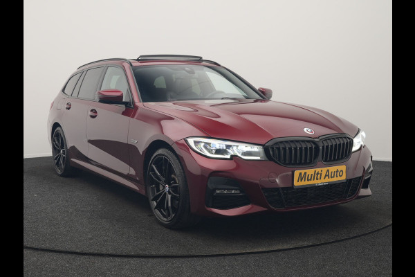 BMW 3 Serie Touring 330e M Sport PHEV 293pk Dealer O.H. | Panodak | Head Up | Laser LED | Adaptief Onderstel | Alcantara Sportstoelen Memory & Verwarmd | Camera | Sfeerverlichting | Keyless | Blis | Hifi Audio | Apple Carplay | Navigatie | DAB | Plug In Hybrid |