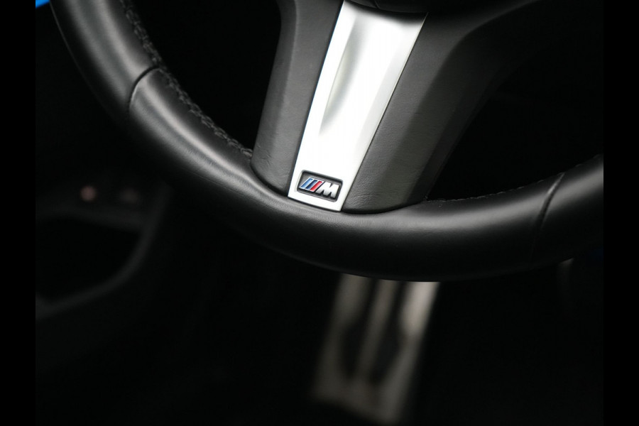 BMW 3 Serie Touring 330e M Sport PHEV 293pk Dealer O.H. | Panodak | Head Up | Laser LED | Adaptief Onderstel | Alcantara Sportstoelen Memory & Verwarmd | Camera | Sfeerverlichting | Keyless | Blis | Hifi Audio | Apple Carplay | Navigatie | DAB | Plug In Hybrid |