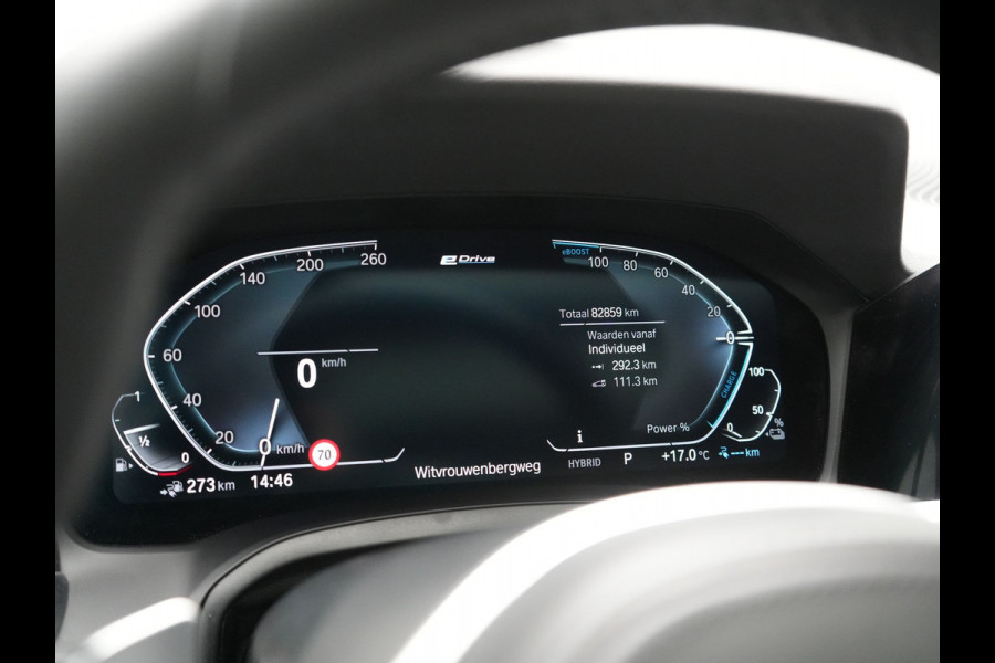 BMW 3 Serie Touring 330e M Sport PHEV 293pk Dealer O.H. | Panodak | Head Up | Laser LED | Adaptief Onderstel | Alcantara Sportstoelen Memory & Verwarmd | Camera | Sfeerverlichting | Keyless | Blis | Hifi Audio | Apple Carplay | Navigatie | DAB | Plug In Hybrid |