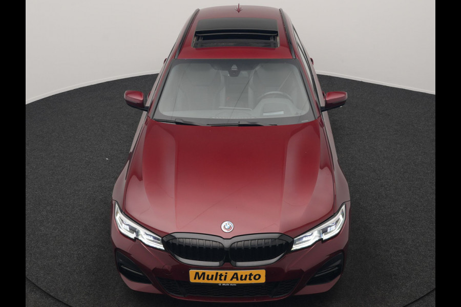 BMW 3 Serie Touring 330e M Sport PHEV 293pk Dealer O.H. | Panodak | Head Up | Laser LED | Adaptief Onderstel | Alcantara Sportstoelen Memory & Verwarmd | Camera | Sfeerverlichting | Keyless | Blis | Hifi Audio | Apple Carplay | Navigatie | DAB | Plug In Hybrid |