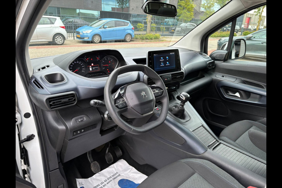 Peugeot Rifter 1.2 Puretech Allure Pano! GARANTIE