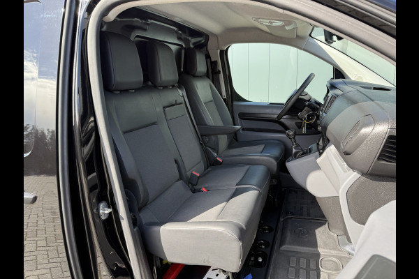 Opel Vivaro 2.0 CDTI 123 PK / L3H1 / 1e EIG. / 23.896 KM!! / IMPERIAAL / 2.5 TONS TREKHAAK / CAMERA / 3-ZITS / BLINDSPOT