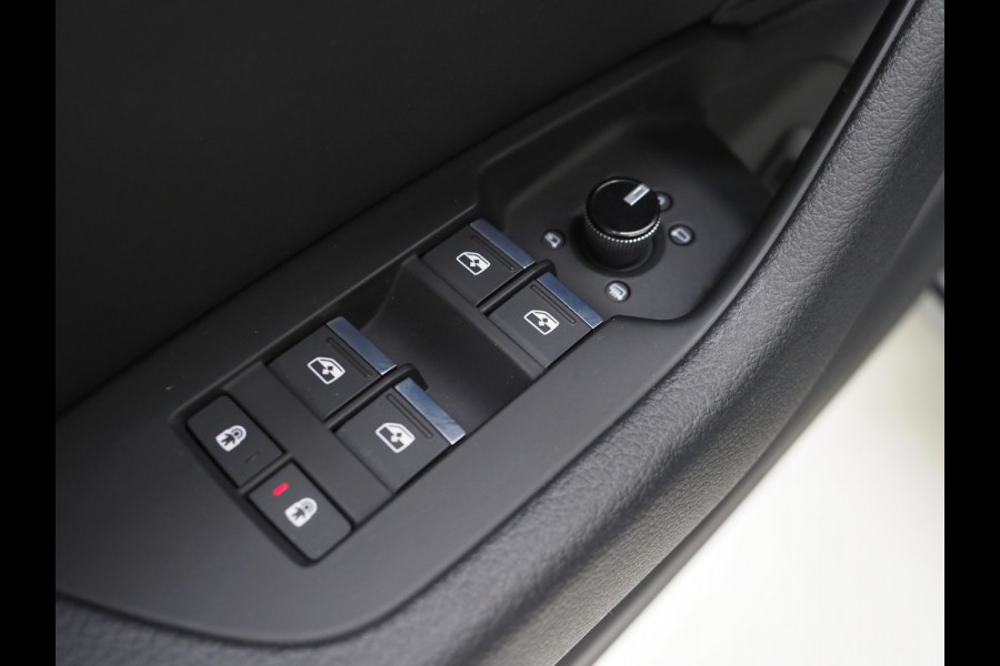 Audi A6 Avant 50 TFSI e quattro S-Line Edition | HUD | Camera | Adaptive Cruise | Donkere Hemel | Stoel/stuurverwarming | Carplay