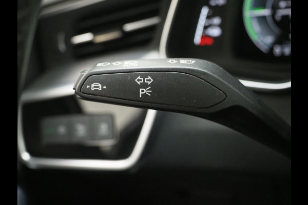 Audi A6 Avant 50 TFSI e quattro S-Line Edition | HUD | Camera | Adaptive Cruise | Donkere Hemel | Stoel/stuurverwarming | Carplay