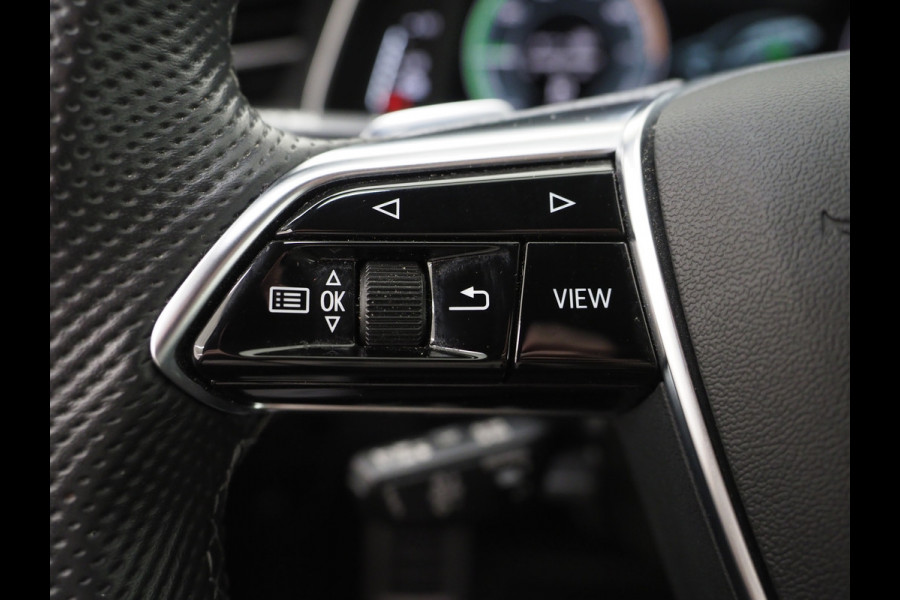 Audi A6 Avant 50 TFSI e quattro S-Line Edition | HUD | Camera | Adaptive Cruise | Donkere Hemel | Stoel/stuurverwarming | Carplay