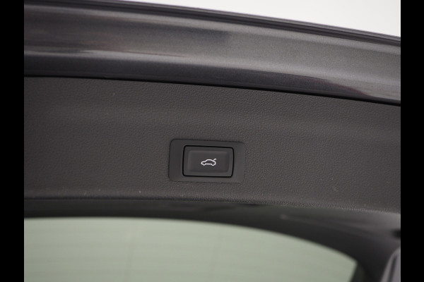 Audi A6 Avant 50 TFSI e quattro S-Line Edition | HUD | Camera | Adaptive Cruise | Donkere Hemel | Stoel/stuurverwarming | Carplay