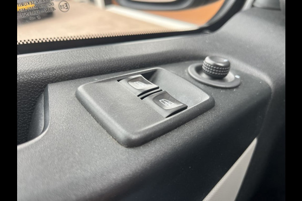 Renault Trafic 1.6 dCi 126pk E6 Comfort 3p Lease €219 p/m, 2x Schuifdeur, Airco, PDC, Cruise controle, Onderhoudshistorie aanwezig