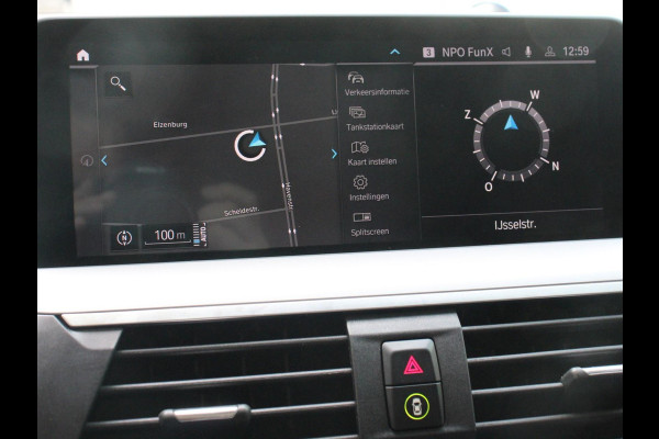 BMW X3 xDrive30e Plug in Hybride Advantage Automaat Navigatie Climate Control Adaptieve Cruise Control Head up display Led Dab Parkeer sensoren V+A Stoelverwarming Camera