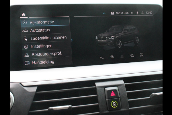 BMW X3 xDrive30e Plug in Hybride Advantage Automaat Navigatie Climate Control Adaptieve Cruise Control Head up display Led Dab Parkeer sensoren V+A Stoelverwarming Camera