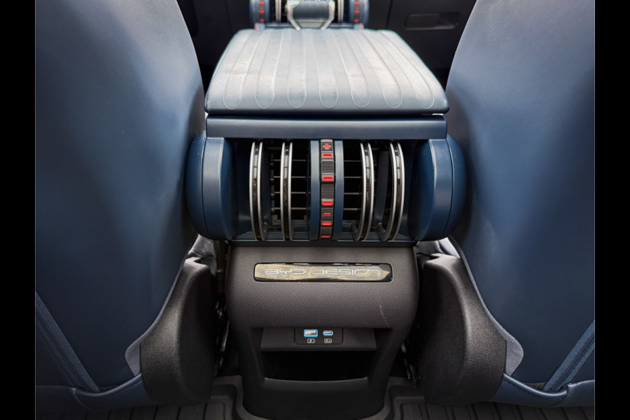 BYD ATTO 3 Comfort 60 kWh - SOH 92,1%, 1e eigenaar, Pano, Navi, elek. verst. verw. stoelen, airco!