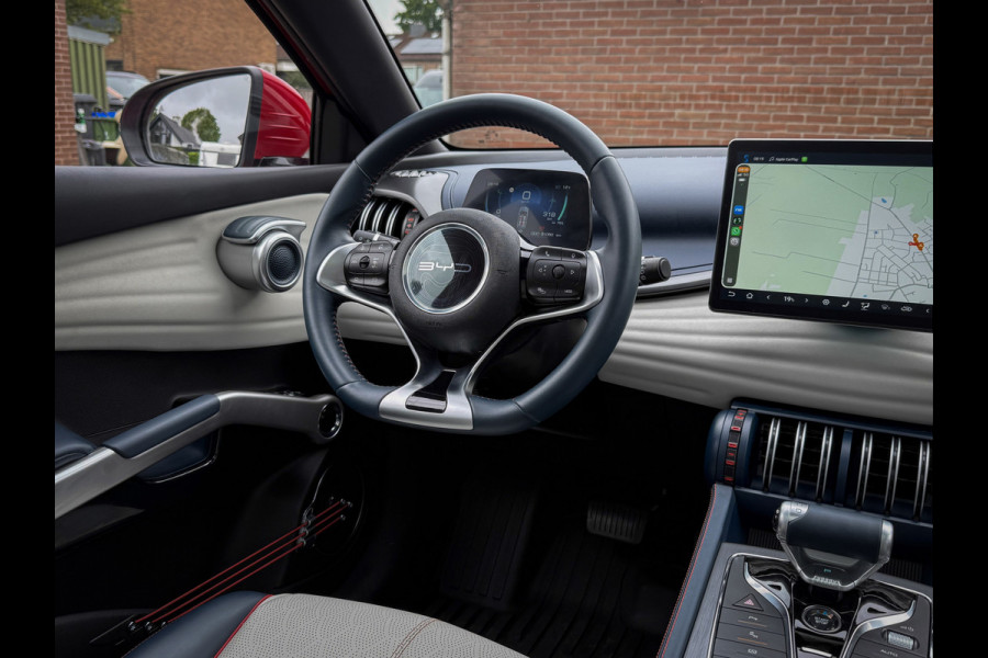 BYD ATTO 3 Comfort 60 kWh - SOH 92,1%, 1e eigenaar, Pano, Navi, elek. verst. verw. stoelen, airco!