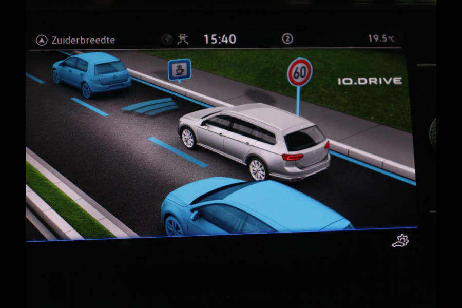 Volkswagen Passat 1.4 TSI PHEV GTE | SOH 95,9% | Stoelverwarming | Massage | Camera | Carplay | Adaptive cruise | Matrix LED | Navigatie | Climate control | Bluetooth | Plug In