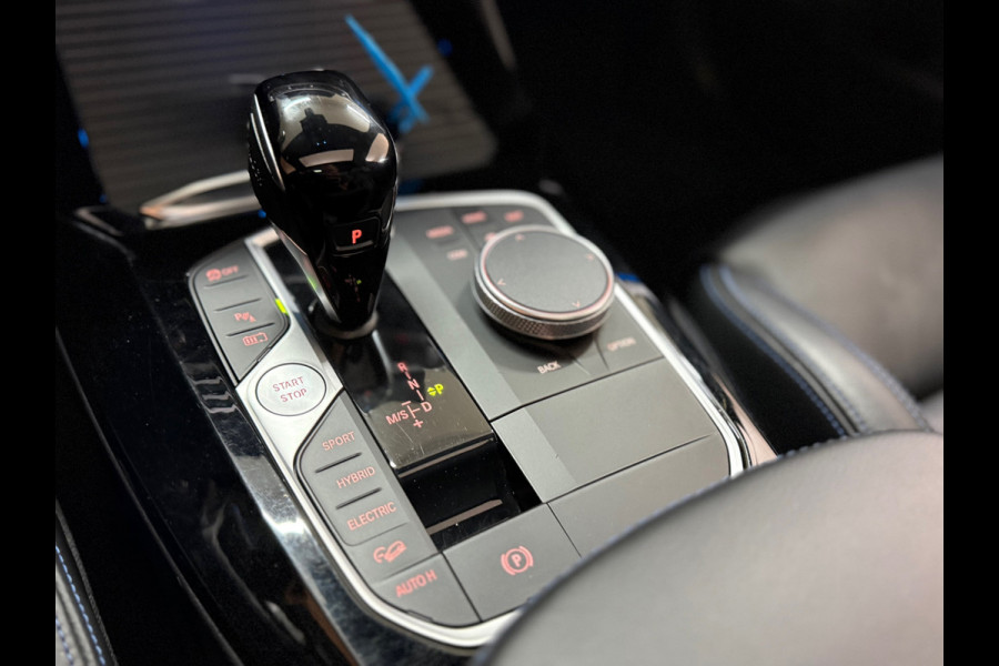 BMW X3 XDrive 30e M-Sport | Pano | M Schaalstoelen | 20” | M Sportremmen | ACC | Leder