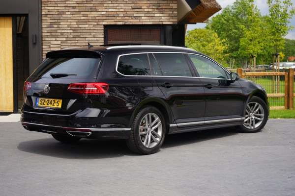 Volkswagen Passat Variant 1.4 TSI Highline 3X R-Line Automaat Panoramadak