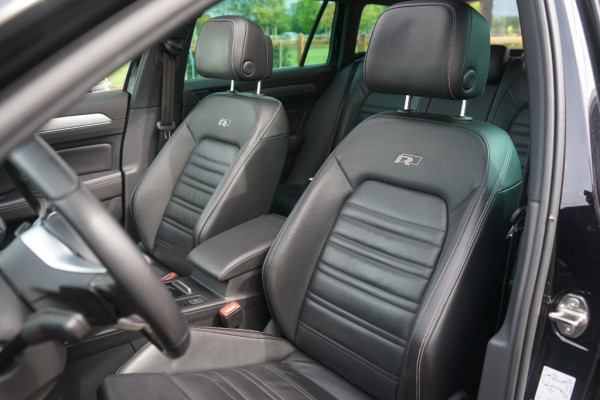 Volkswagen Passat Variant 1.4 TSI Highline 3X R-Line Automaat Panoramadak