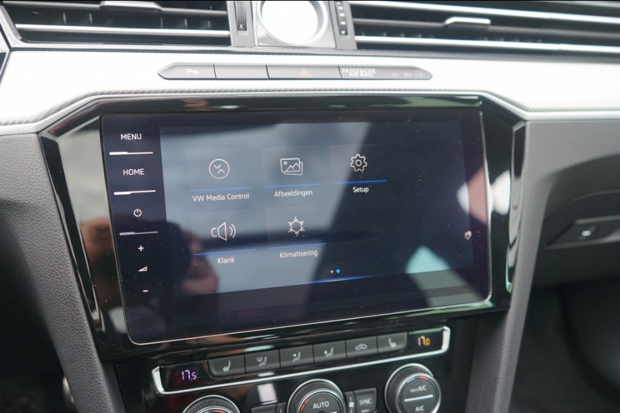Volkswagen Passat Variant 1.4 TSI Highline 3X R-Line Automaat Panoramadak
