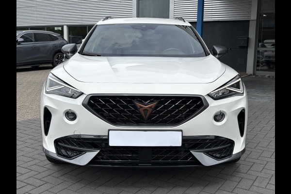 CUPRA Formentor 1.4 e-Hybrid VZ Performance 245pk PHEV | Stoelverwarming | Side Assist | Adaptive cruise control | Camera |