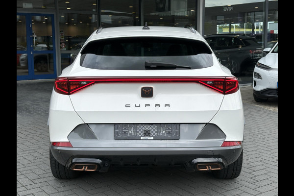 CUPRA Formentor 1.4 e-Hybrid VZ Performance 245pk PHEV | Stoelverwarming | Side Assist | Adaptive cruise control | Camera |
